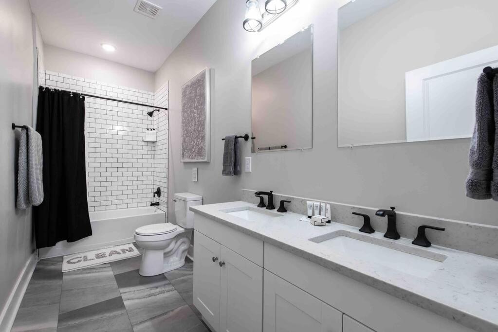Newly Renovated 3 Bedroom Shelby Park Home **Free Parking** Louisville Ngoại thất bức ảnh
