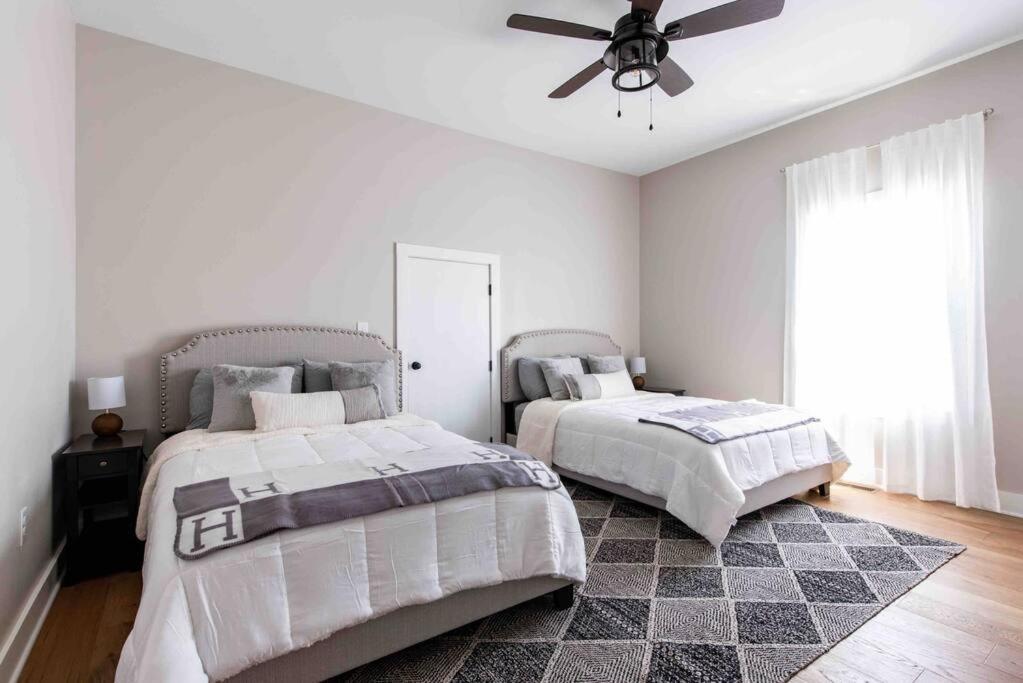 Newly Renovated 3 Bedroom Shelby Park Home **Free Parking** Louisville Ngoại thất bức ảnh