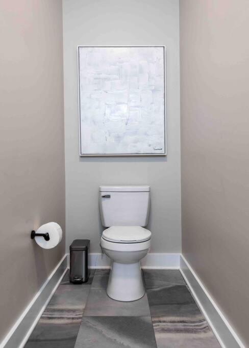 Newly Renovated 3 Bedroom Shelby Park Home **Free Parking** Louisville Ngoại thất bức ảnh